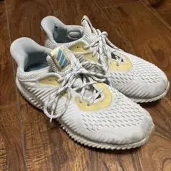 お盆期間限定値下げ　adidas ホワイト スニーカー