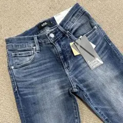新品　タグ付き　moussy ストレートデニム　ストレッチ　スキニー　XS
