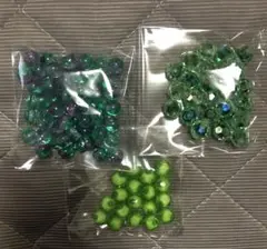 ビーズ　緑