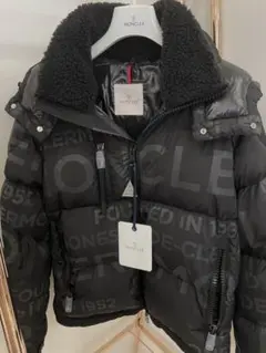新品モンクレールダウンジャケット【大幅値下げ】