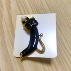 ねこちゃんブローチ