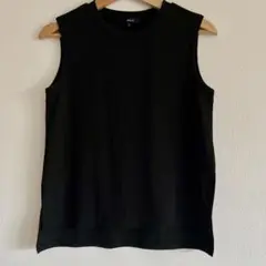 COMME CA ISM レディーストップス ノースリーブ 黒 美品 匿名配送