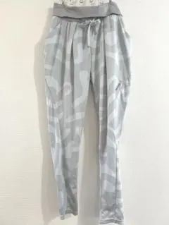 Reebokジョガーパンツ　L