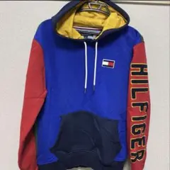 TOMMY HILFIGER クレイジーパターンパーカー