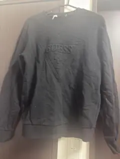 GUESS ブラック クルーネック トレーナー