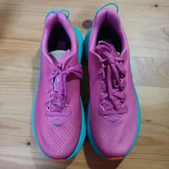 ランニングシューズ