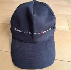なり【新品未使用】マークジェイコブス　ブラック　キャップ MJ MARC JACOBS マークジェイコブス バッグ リュックサック