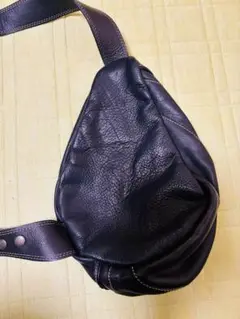 夏休みセール　新品　ボディバック　ブラウン