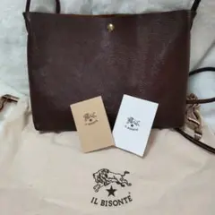 美品 ❀ IL BISONTE 本革レザーサコッシュ
