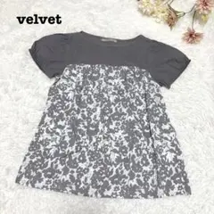 s.868【ベルベット】半袖ブラウス 透け感あり 花柄 グレー系 かわいい S
