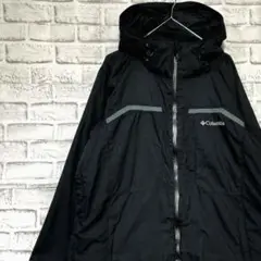 コロンビア　マウンテンパーカーブラックS ロゴ刺繍アウトドア826