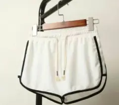 ショート　パンツ　スポーツ　ホワイト　アウトドア　普段着　トレーニング
