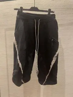KMRii ケムリ 黒 ショートパンツ メンズ KMRii（ケムリ）の「KMRii ・ケムリ・BLACK SHADOW JOPPERS