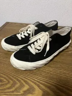 AGE ACROSS TO GENUINE ERA スニーカー　黒