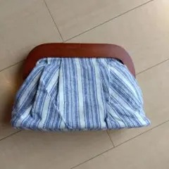 Item thumbnail for item ff7260f2-4216-4c91-9cef-00c5d2691441