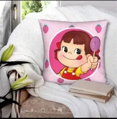 【新品未使用品】ペコちゃんクッションカバー　可愛い