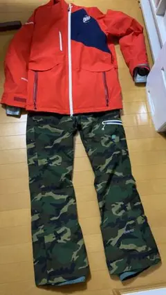 REW スリムフィット パンツ