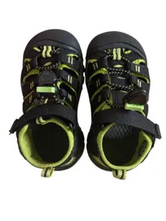KEEN サンダル ブラック/グリーン16cm