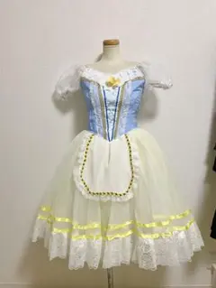 バレエ　衣装　宝石の精、ジゼル、ペザント5点 バレエ 衣装 宝石の精、ジゼル、ペザント5点 - メルカリ