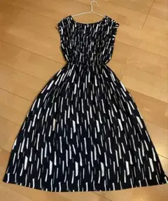 【Collection 】ノースリーブワンピース/黒白/M〜Ｌ/レーヨン100%