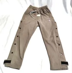 Item thumbnail for item 100b7554-c39e-430e-a8b8-cef234e57ea8