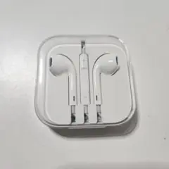 【新品未使用】Apple EarPods 有線イヤホン 3.5mm　4極プラグ