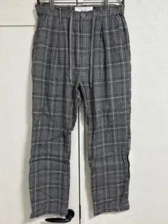 美品ニコアンド麻綿チェックストレッチパンツ　レリュームモンキータイムデウス