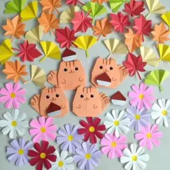 折り紙　秋の壁面飾り【りすと紅葉】コスモス　切り紙