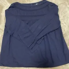 UNIQLOネイビー フレア袖 プリーツシャツ