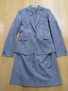 美品　ORIHICA　上品なストライプ柄　ジャケット・スカート　スーツ　７