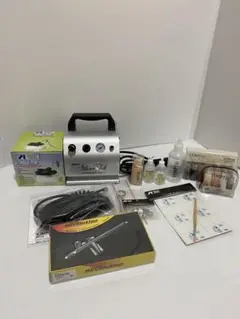 アネスト岩田 コンプレッサー エアブラシセット temptu顔料付属品多数