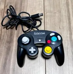 ゲームキューブ コントローラー ブラック 美品