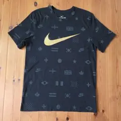 ナイキ 黒 Tシャツ Lサイズ　THE NIKE TEE 　ブラック　半袖