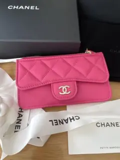 シャネル♥︎とっても可愛いピンクカラーのカードケース