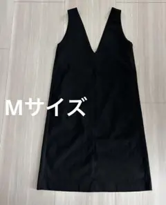 トップバリュ　黒ジャンバースカート　Ｍサイズ