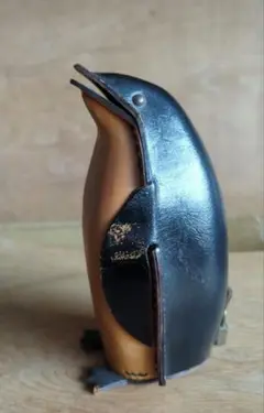 ★ 稀少！ 鴻池製作所 レザー ペンギン 貯金箱 ★ ☆ 稀少！ 鴻池製作所 レザー ペンギン 貯金箱 ☆ - メルカリ