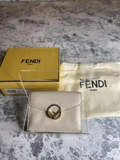 FENDI フェンディ コンパクトウォレット 折り財布 3つ折り財布 財布