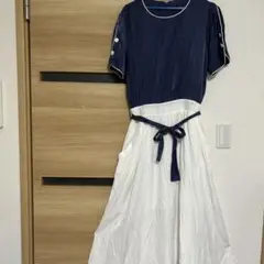 タグ付き　ネイビー　白　切り替え　 ロングワンピース　ベルト付き