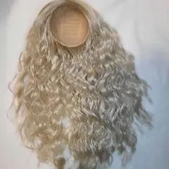 Item thumbnail for item fe8d7f98-ecc8-4ecc-bcd8-18a7a74ee177