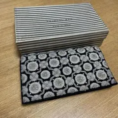 花柄刺繍 クラッチバッグ インド製　パーティー