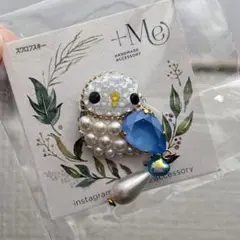 フクロウ　ビジューブローチ
