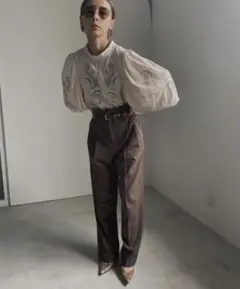 即完売!Mサイズ!アメリ ハイウエストテーパードパンツ 美脚パンツ