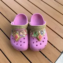 Crocs キッズサンダル ピンク 9キャラクター付き