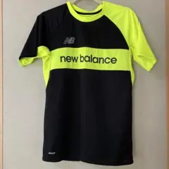 New Balance 半袖シャツ 黒/蛍光イエロー