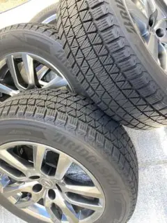 レクサスNX 225/60R18 ブリザッグ スタッドタイヤセット