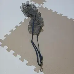 レプシィム チュールフリルスマホストラップ グレー