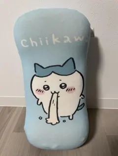 ちいかわ　ハチワレ　腰当てクッション
