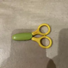 Combi 赤ちゃん用爪切り　はさみ