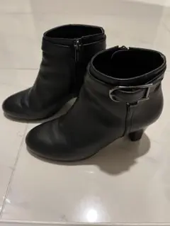BARCLAY 黒ショートブーツ 22cm