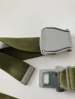 値下げ　飛行機シートベルトモチーフベルトAMSAFE オリーブグリーン